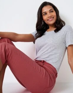 Pink Mia Cropped Jeans