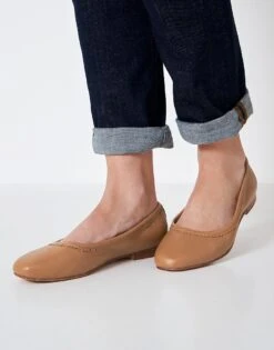 Daisy Flexible Sole Pump