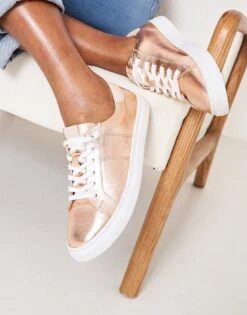 Gigi Leather Trainer